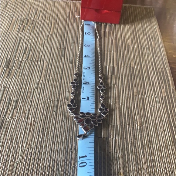 Sterling Silver end garnet stone vintage necklace - Picture 5 of 5